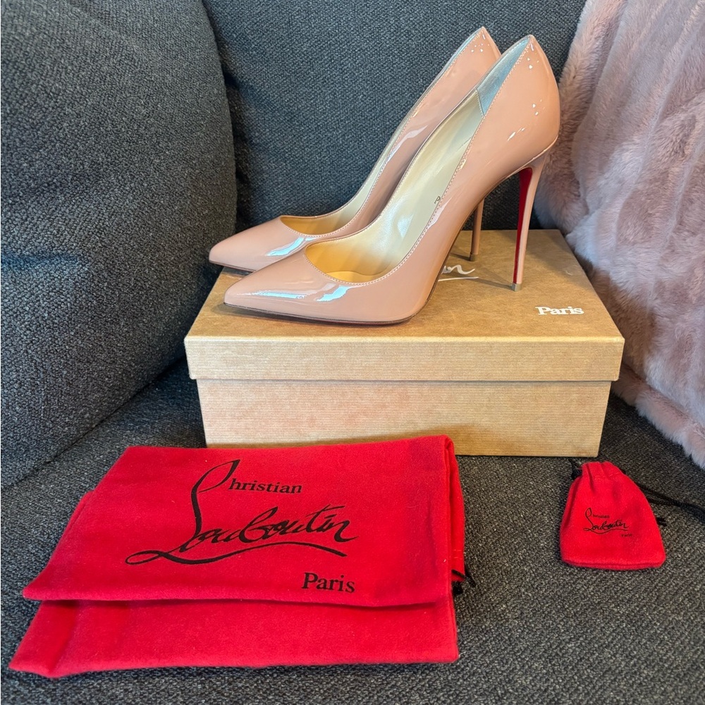 Christian Louboutin Pigalle Follies Pointed Toe Pump - Nude Patent, Size 40.5